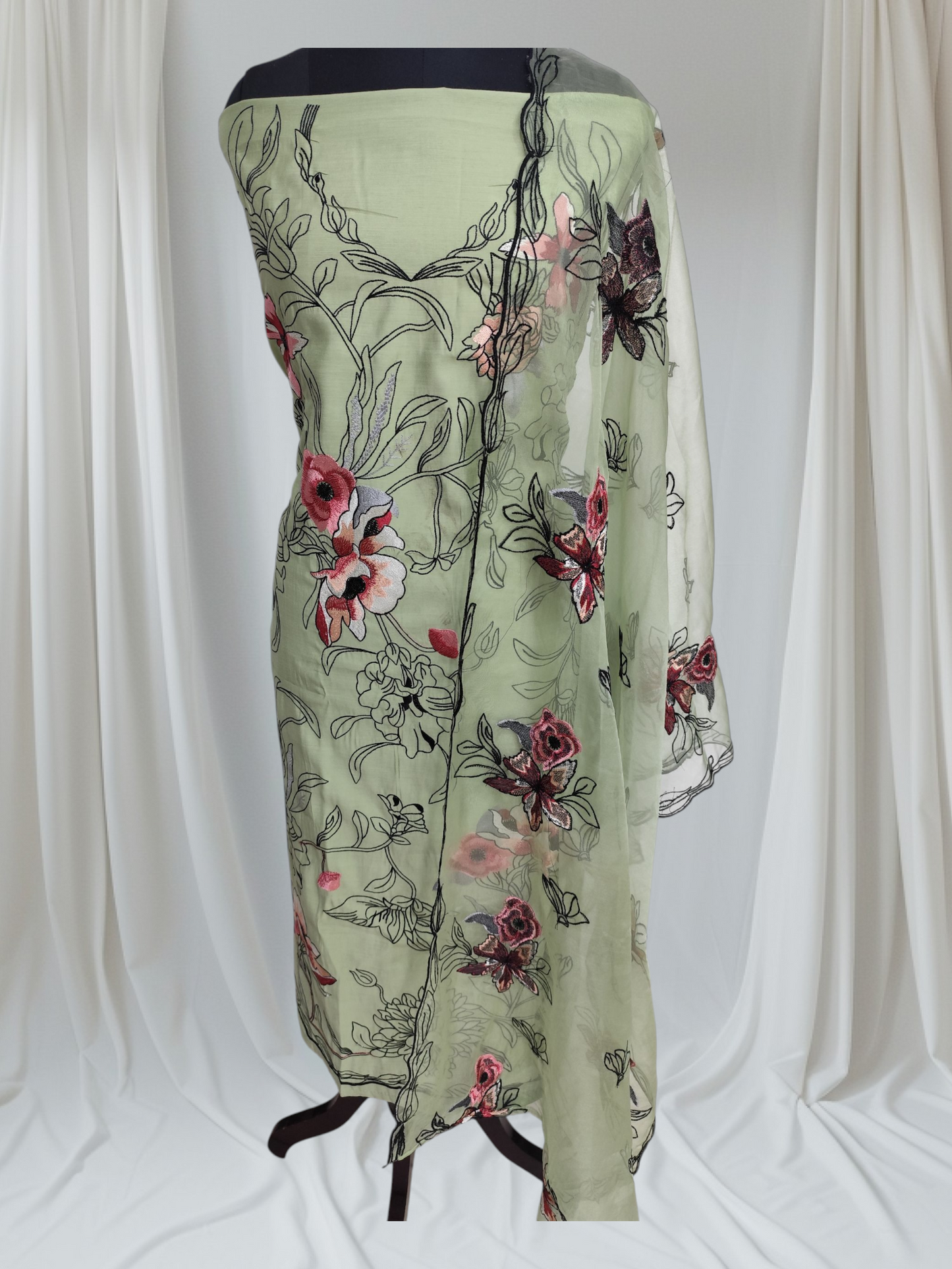 Roman Silk With Boutique Style With Organza Dupatta Unstitched Suit